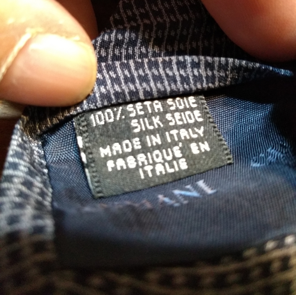 Giorgio Armani Tie, Blue & Grey Micro Check Pattern, 100% Silk, Made in … - Picture 7 of 9